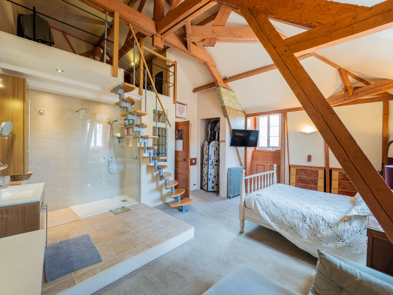 French property for sale in Pons, Charente-Maritime - €540,600 - photo 9