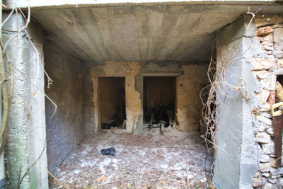 French property for sale in Gignac, Hérault - €153,000 - photo 7