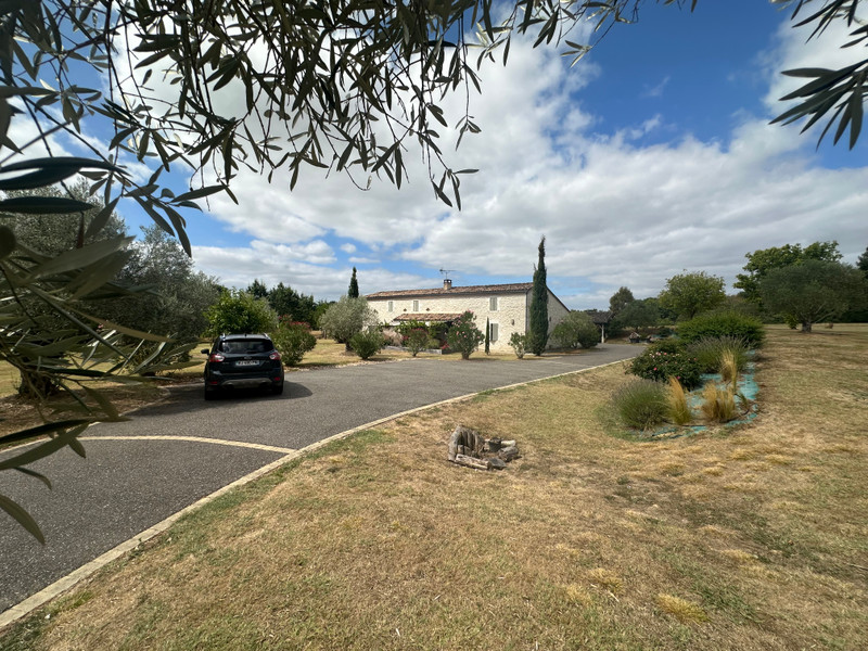 French property for sale in Pardaillan, Lot-et-Garonne - €636,000 - photo 9