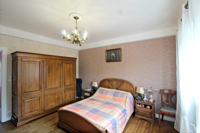 French property for sale in Confolens, Charente - €162,000 - photo 2
