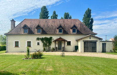 Maison à vendre à Montazeau, Dordogne, Aquitaine, avec Leggett Immobilier