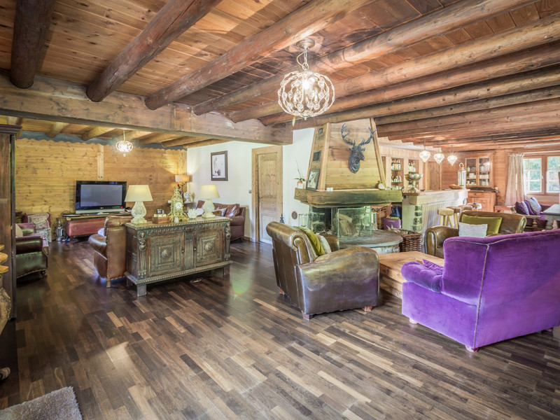 Ski property for sale in Morzine - €1,450,000 - photo 3