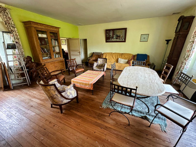 French property for sale in Reignac, Charente - €231,976 - photo 7