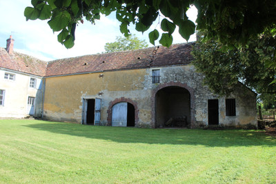 French property for sale in Nogent-le-Rotrou, Eure-et-Loir - €140,000 - photo 5