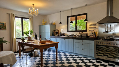 French property for sale in La Livinière, Hérault - €445,000 - photo 2