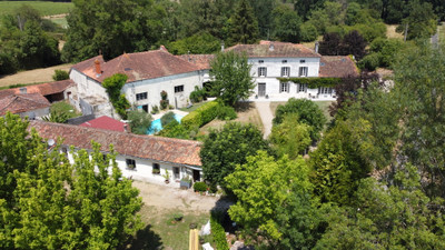 French property for sale in Criteuil-la-Magdeleine, Charente - €649,000 - photo 9