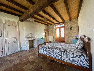 Outstanding Equestrian  16th century property in the heart of the Dordogne