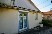 Maison à vendre à Écuras, Charente - 88.000 € - photo 15