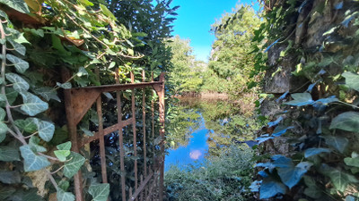 French property for sale in La Rochefoucauld-en-Angoumois, Charente - €413,400 - photo 2