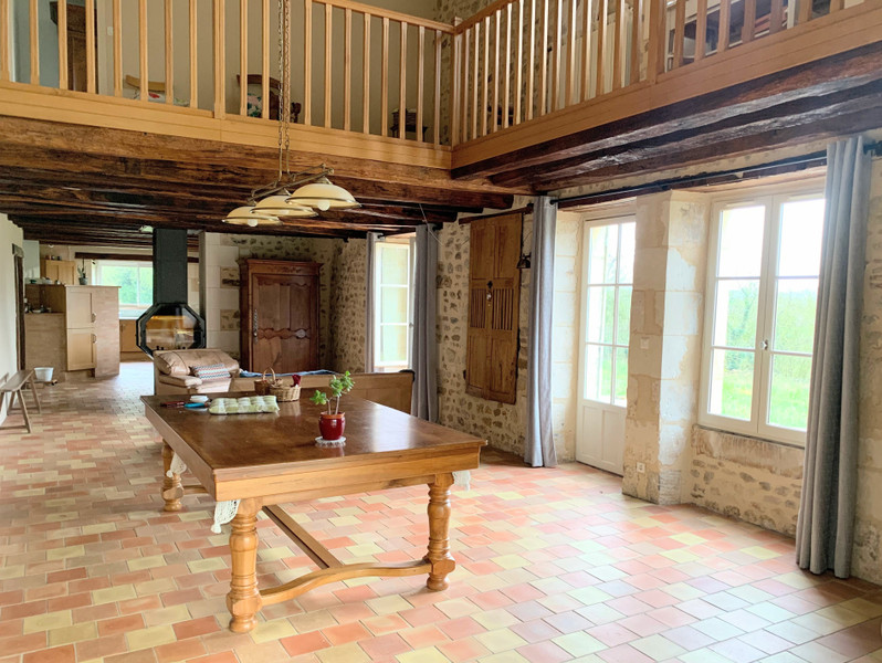 French property for sale in Chalandray, Vienne - €410,000 - photo 6