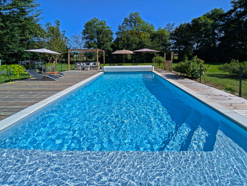 French property for sale in Saint-Médard-d'Excideuil, Dordogne - €580,000 - photo 1