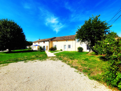 French property for sale in Valence-en-Poitou, Vienne - €265,000 - photo 1