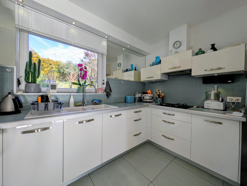 French property for sale in Vinsobres, Drôme - €379,000 - photo 4