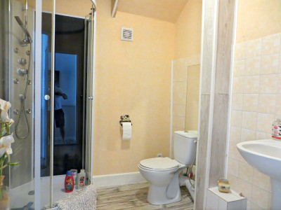 French property for sale in Confolens, Charente - €149,000 - photo 8