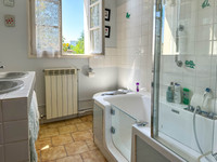 Maison à vendre à Saintes, Charente-Maritime - 269.000 € - photo 8