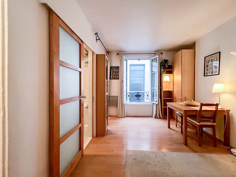 French property for sale in Paris 7e Arrondissement, Paris - &#8364;292,000 - photo 2