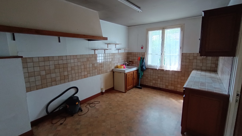 French property for sale in Auzances, Creuse - €75,000 - photo 9