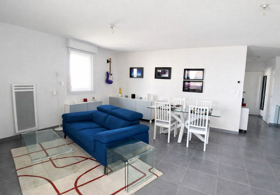 French property for sale in Sète, Hérault - €378,000 - photo 6