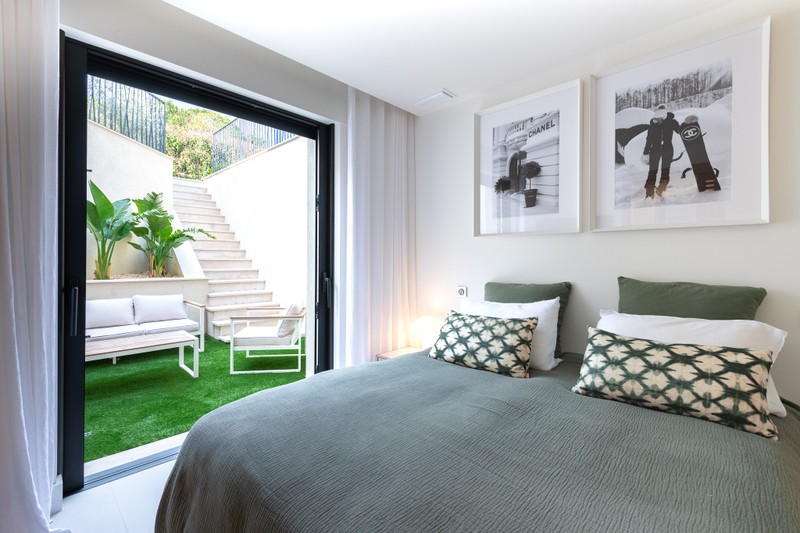 French property for sale in Sainte-Maxime, Var - €1,790,000 - photo 6
