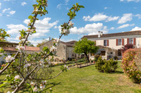 houses and homes for sale inCresséCharente-Maritime Poitou_Charentes