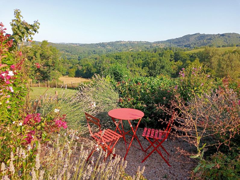 French property for sale in Beaulieu-sur-Dordogne, Corrèze - €275,000 - photo 4