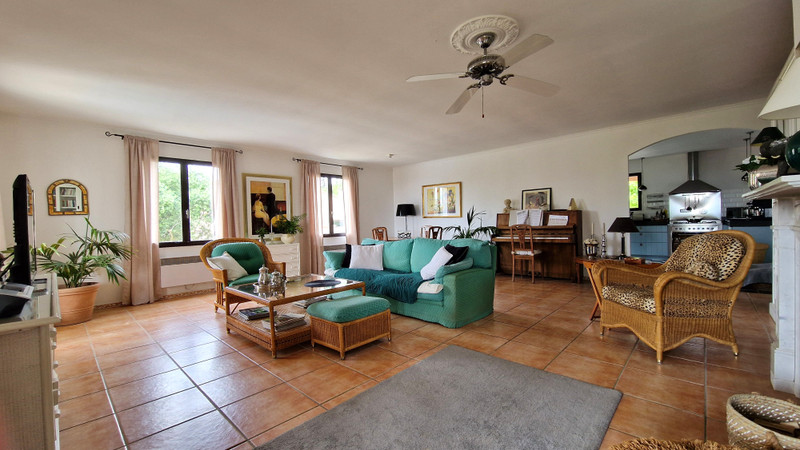 French property for sale in La Livinière, Hérault - €445,000 - photo 1