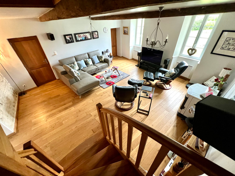 French property for sale in Floirac, Charente-Maritime - €397,500 - photo 3