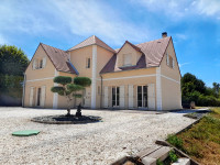 Propriété à vendre à La Roche-Posay, Vienne - 379 800 € - photo n°1