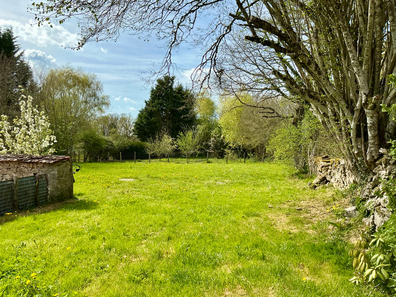 French property for sale in Saint-Georges-la-Pouge, Creuse - €77,000 - photo 2