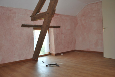 French property for sale in Azat-le-Ris, Haute-Vienne - €99,000 - photo 9