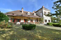 Maison à vendre à Saint-Laurent-des-Hommes, Dordogne - 684.500 € - photo 1