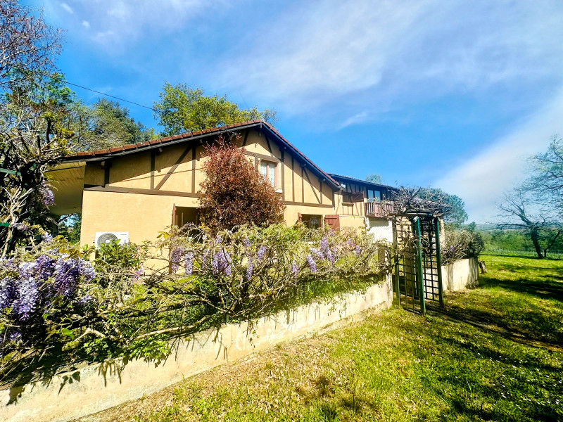 Propriété à vendre à Bouzon-Gellenave, Gers - 205 000 €
