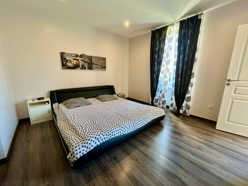 French property for sale in Montrond-les-Bains, Loire - €279,000 - photo 4