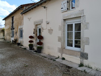 Maison à vendre à Usson-du-Poitou, Vienne - 199 000 € - photo 1