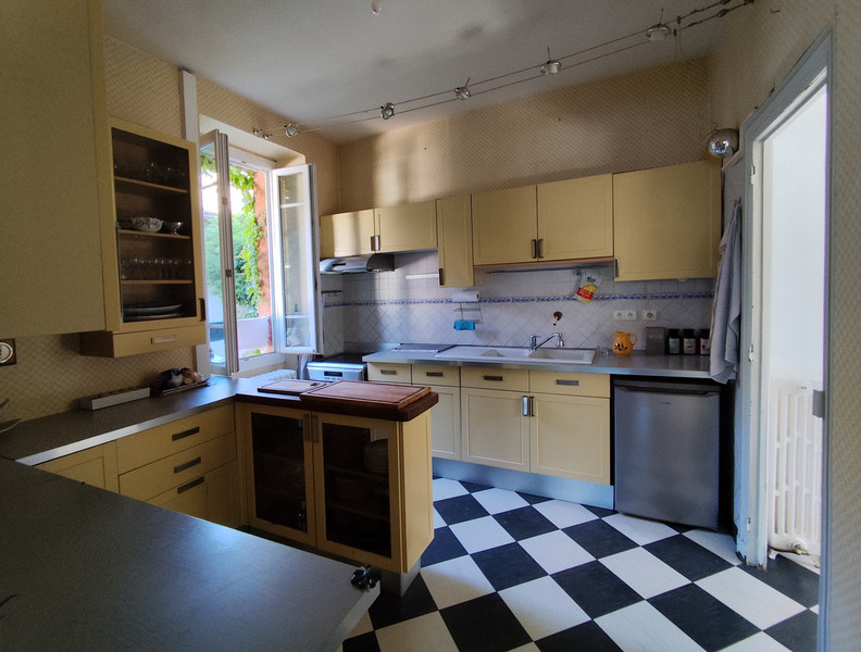 French property for sale in Saint-Gervais-d'Auvergne, Puy-de-Dôme - €275,000 - photo 2