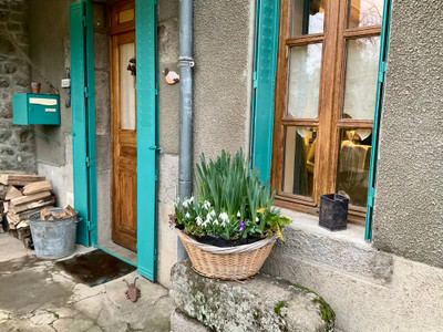 French property for sale in Saint-Pardoux-les-Cards, Creuse - €130,800 - photo 1
