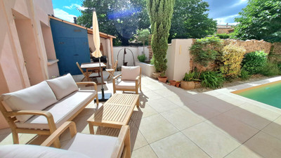 French property for sale in Pouzolles, Herault - €395,000 - photo 2