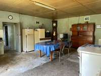 Maison à vendre à Chef-Boutonne, Deux-Sèvres - 99.999 € - photo 10