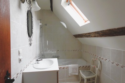 French property for sale in Ceaucé, Orne - €136,000 - photo 5