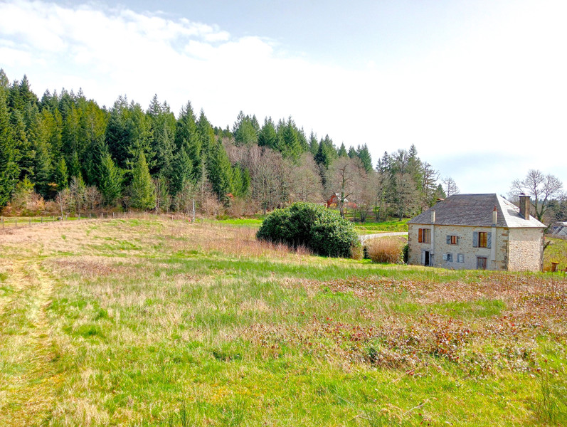 Maison à vendre à Lamazière-Basse, Corrèze - 210.600 € - photo 1
