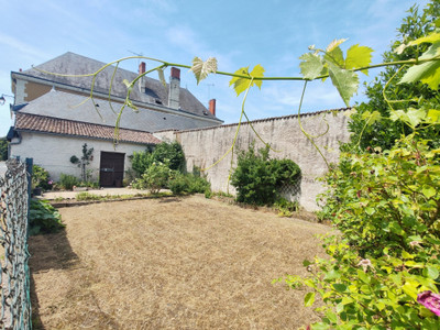 French property for sale in Scorbé-Clairvaux, Vienne - €199,000 - photo 2