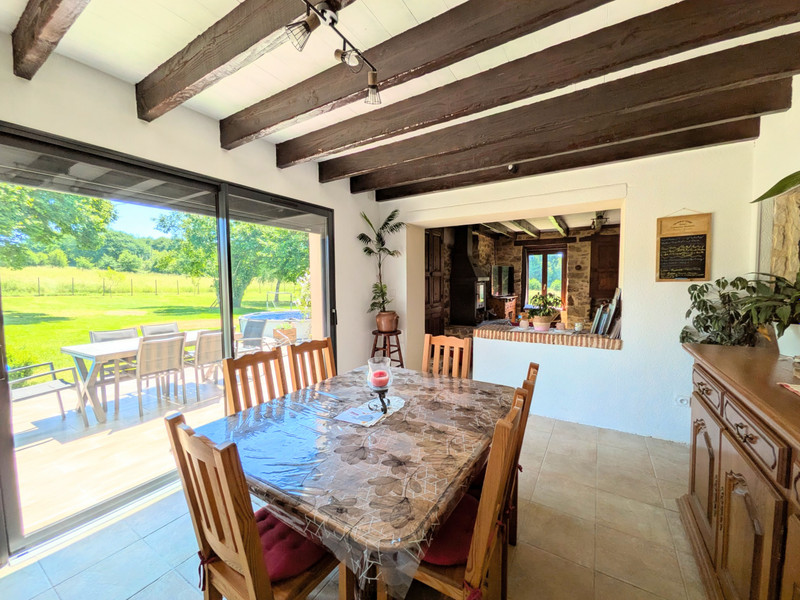 French property for sale in Meuzac, Haute-Vienne - €262,000 - photo 2