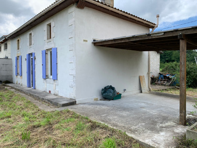 French property for sale in Vibrac, Charente-Maritime - €95,000 - photo 1