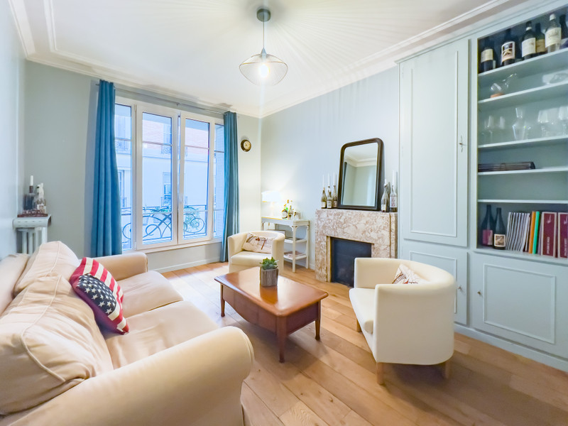 French property for sale in Paris 17e Arrondissement, Paris - €520,000 - photo 1