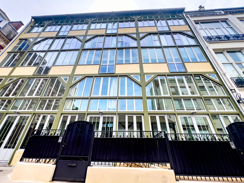 Appartement à vendre à Paris 16e Arrondissement, Paris - 1.490.000 € - photo 1
