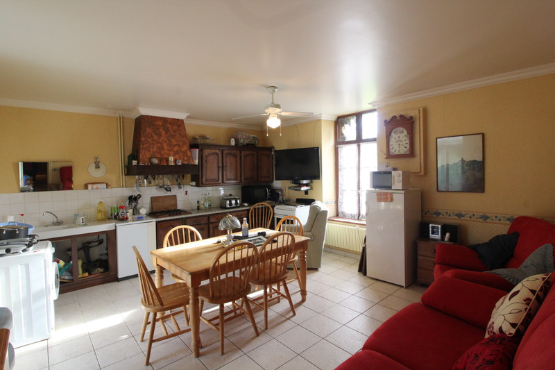 French property for sale in Callac, Côtes-d'Armor - &#8364;66,600 - photo 2