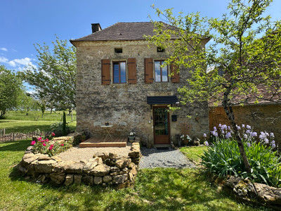 Maison à vendre à Saint-Médard-d'Excideuil, Dordogne, Aquitaine, avec Leggett Immobilier
