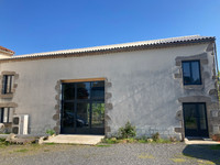 Maison à vendre à Millac, Vienne - 245.000 € - photo 2