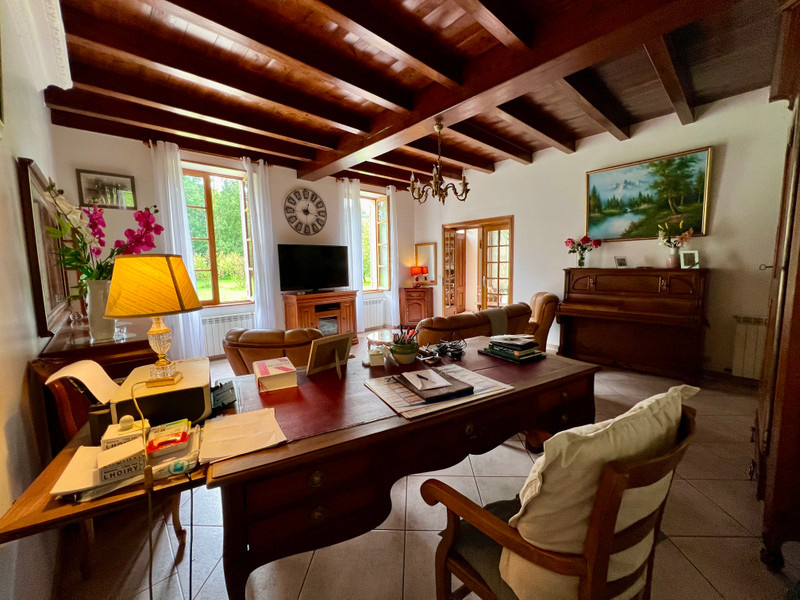French property for sale in Fontenet, Charente-Maritime - €300,000 - photo 6