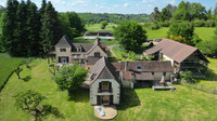 Maison à vendre à Rouffignac-Saint-Cernin-de-Reilhac, Dordogne - 875.000 € - photo 1